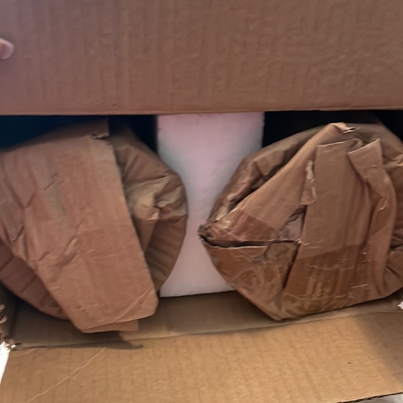 NWT Set of 2 Iron Black & White Enamel Pillar Holder - Picture 6 of 6